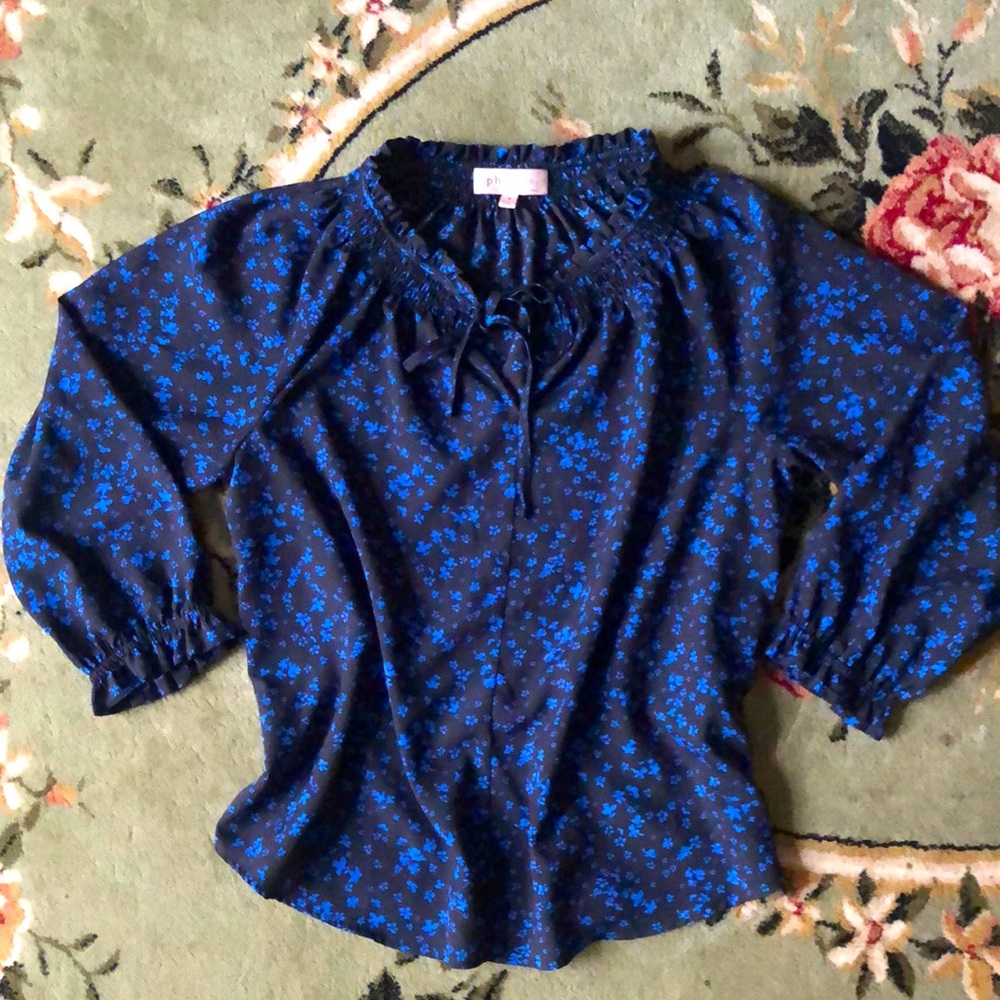Cute, feminine blouse by Philosophy - peasant style size M